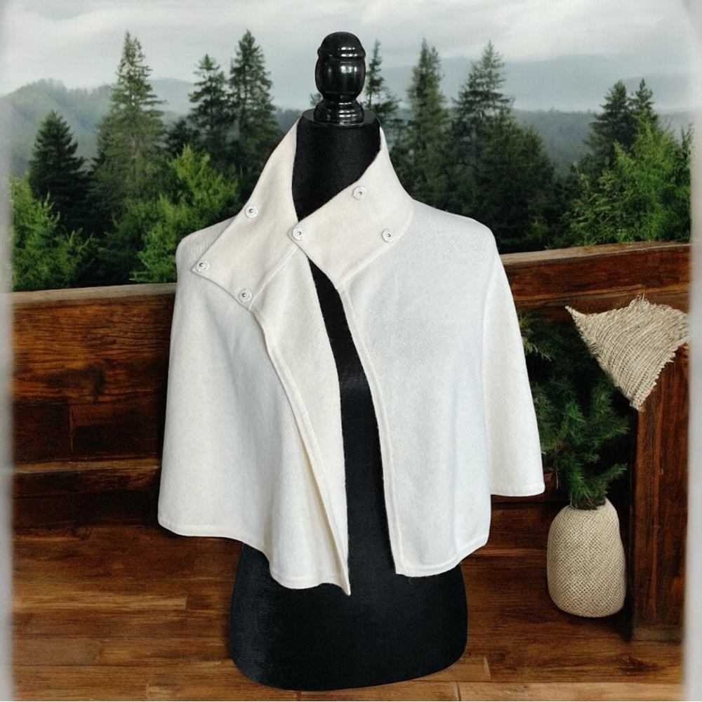 💖 Elegant White + Warren Cashmere Topper/Shrug 💖